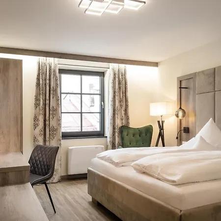 Hotel Hotel-gasthof Hoettl 4*