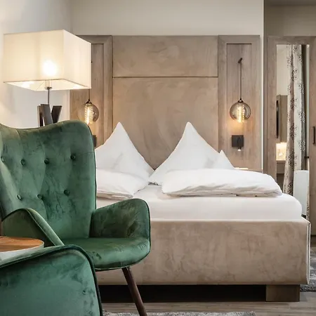 Hotel Hotel-gasthof Hottl 4*