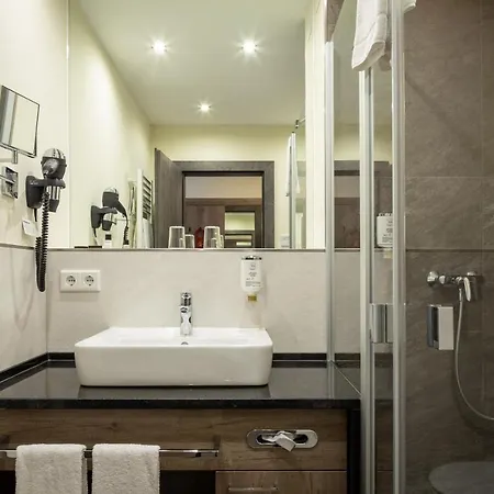 Hotel-gasthof Hoettl Hotel 4*