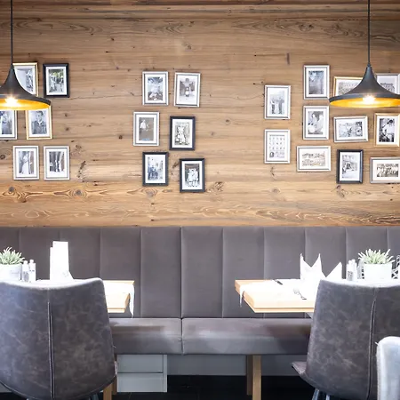 Hotel-gasthof Hoettl Hotel 4*