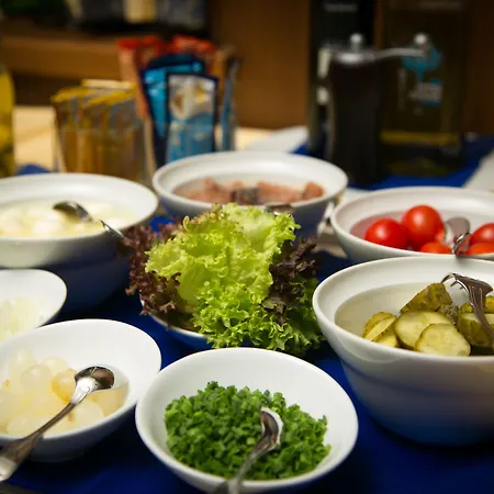 Hotel-gasthof Hoettl