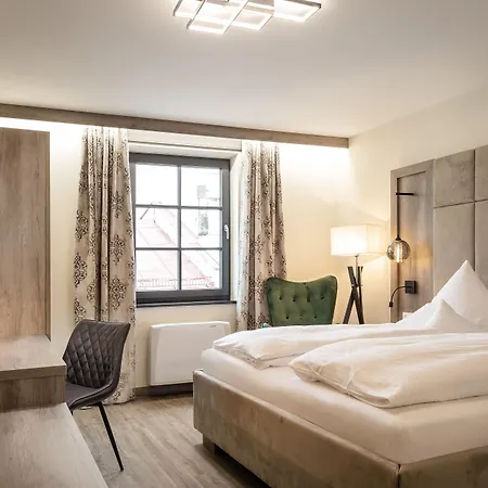 Hotel Hotel-gasthof Hoettl 4*