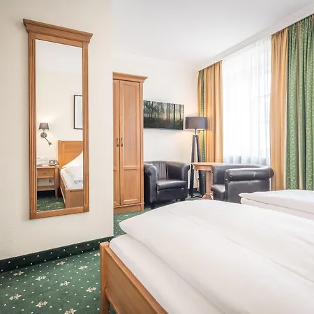 Hotel-gasthof Hoettl Deggendorf