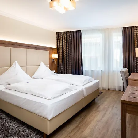 Hotel Hotel-gasthof Hoettl