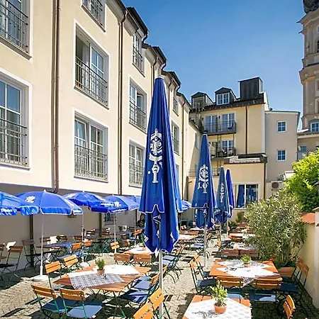 Hotel-gasthof Hoettl