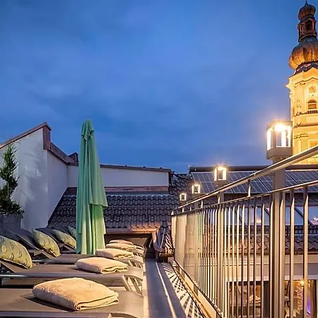 Hotel-gasthof Höttl Hotell Deggendorf