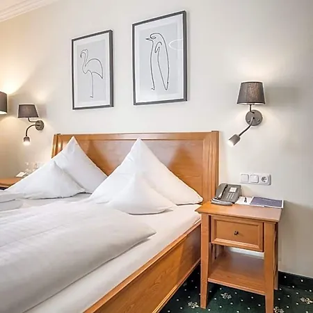 Hotel-gasthof Hoettl 4* Deggendorf