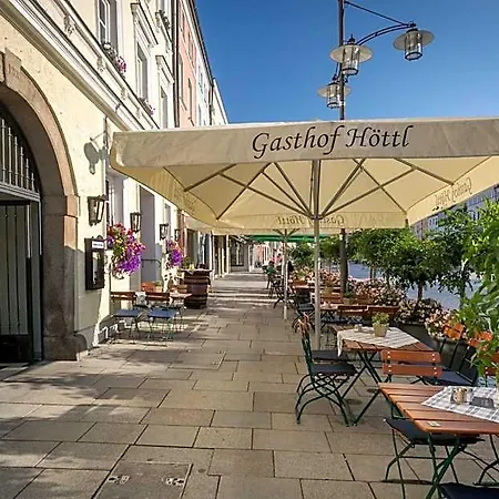 Hotel-gasthof Hoettl Hotel Deggendorf
