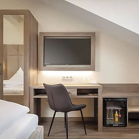 Hotel Hotel-gasthof Hoettl Deggendorf