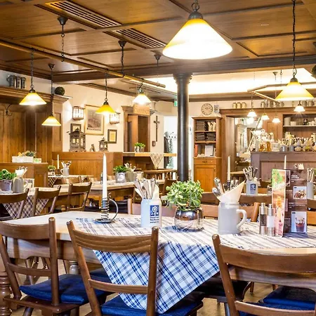 Hotel Hotel-gasthof Hoettl Deggendorf