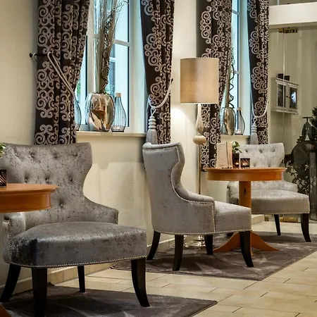 Hotel-gasthof Hoettl Hotel Deggendorf